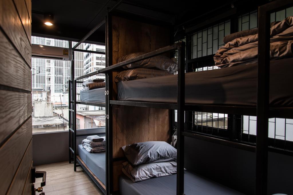 Nap@Pan Hostel Silom Bangkok Luaran gambar