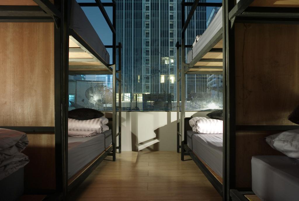 Nap@Pan Hostel Silom Bangkok Luaran gambar