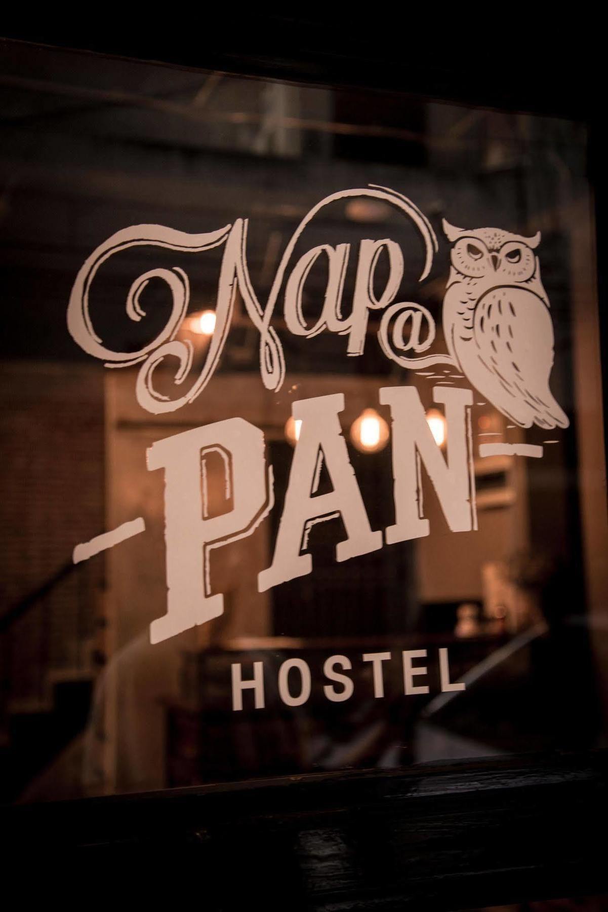 Nap@Pan Hostel Silom Bangkok Luaran gambar