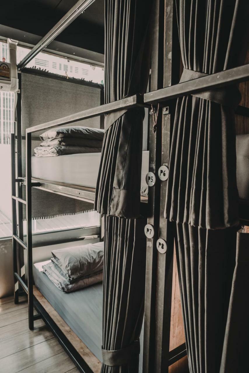 Nap@Pan Hostel Silom Bangkok Luaran gambar