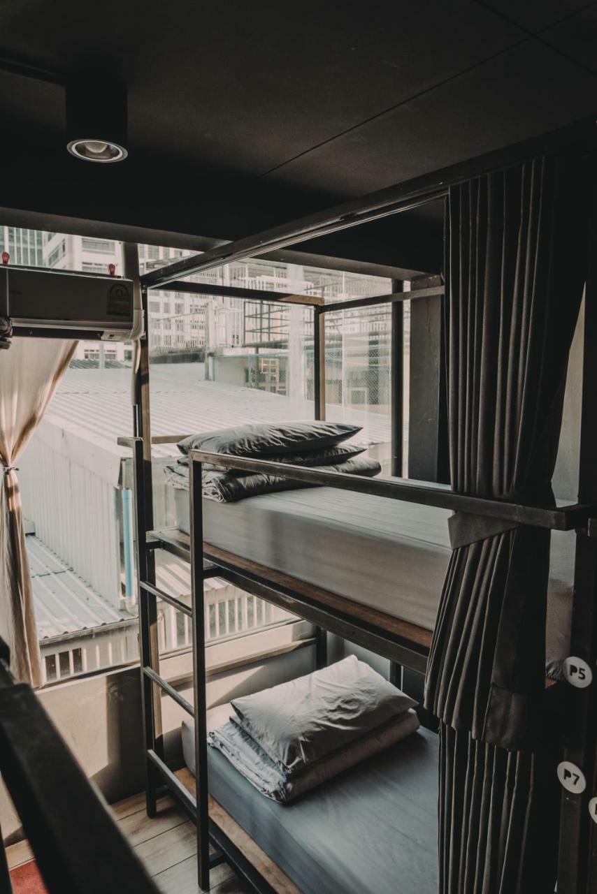 Nap@Pan Hostel Silom Bangkok Luaran gambar