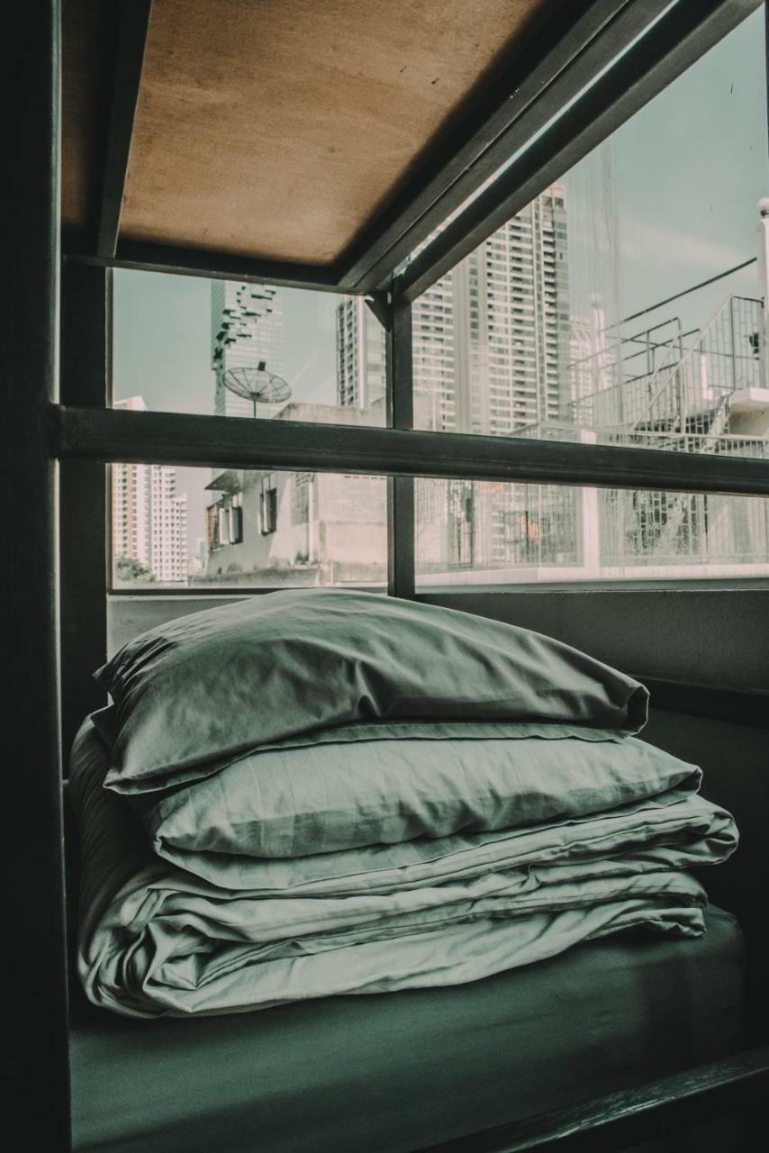 Nap@Pan Hostel Silom Bangkok Luaran gambar